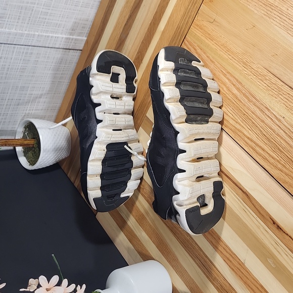 Reebok ZigLite 3D Fuse Frame, Black White, Running - Picture 5 of 6